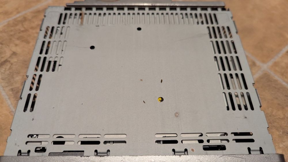 Radio casetofon Pioneer DEH-1600R