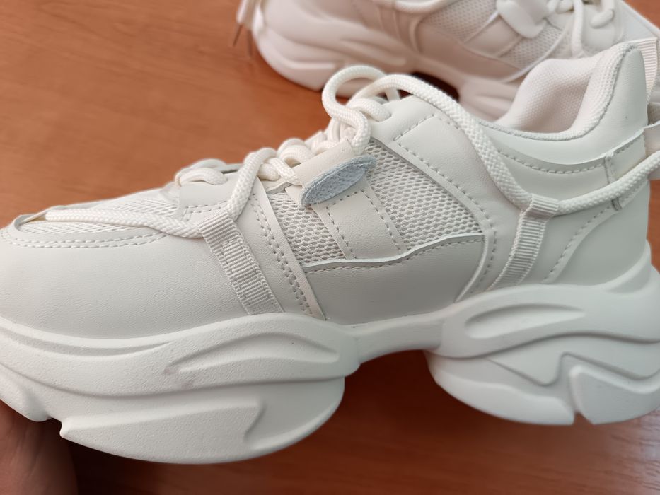 Adidași dama mărimea 39 și 40