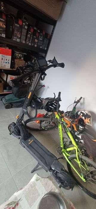 Trotineta electrica și motocros copii
