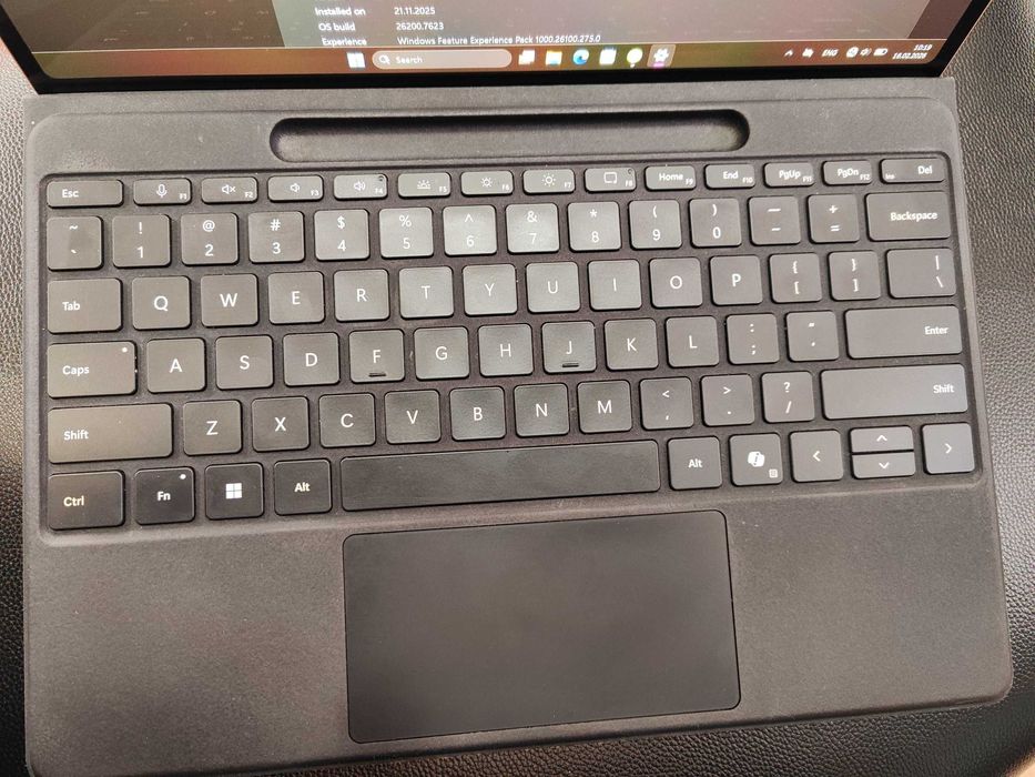 Продаю Microsoft Surface Pro 11 (1TB) + оригинальная Flex Keyboard