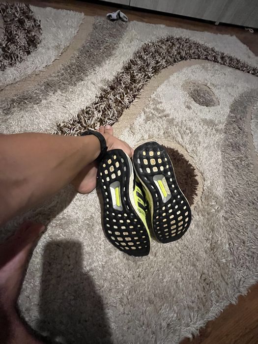 Vand adidas ultra boost nr 40