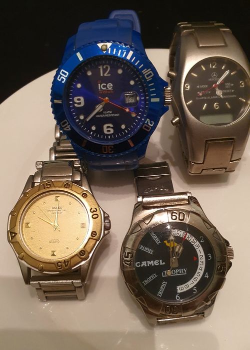 Продам часы наручные