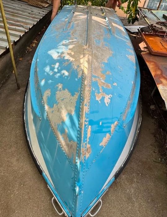 Алуминиева лодка 3.80м. Х 1.40м. масивен алуминии