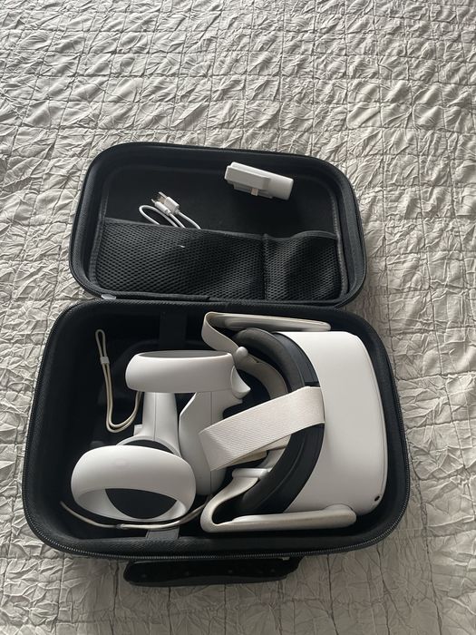 Casti VR in stare perfecta accesorii incluse