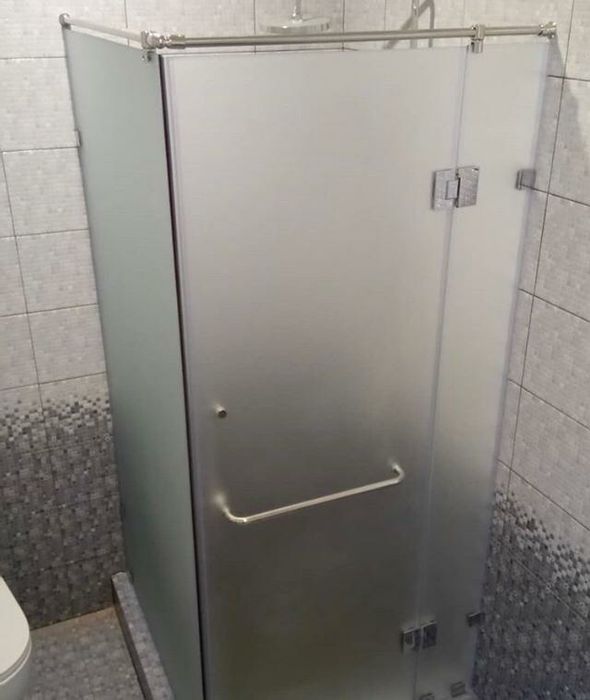 Душевые ограждения и кабины