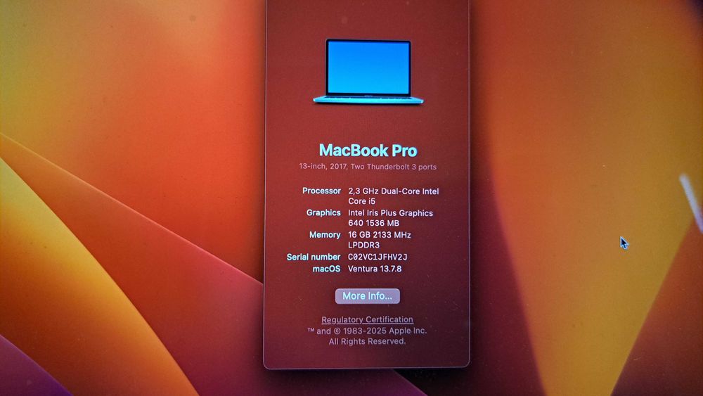 Macbook Pro 2017 13.3" 16 GB RAM