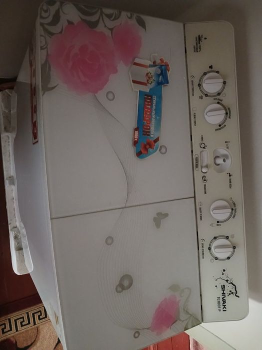 Kir yuvish mashinasi 10 kg.