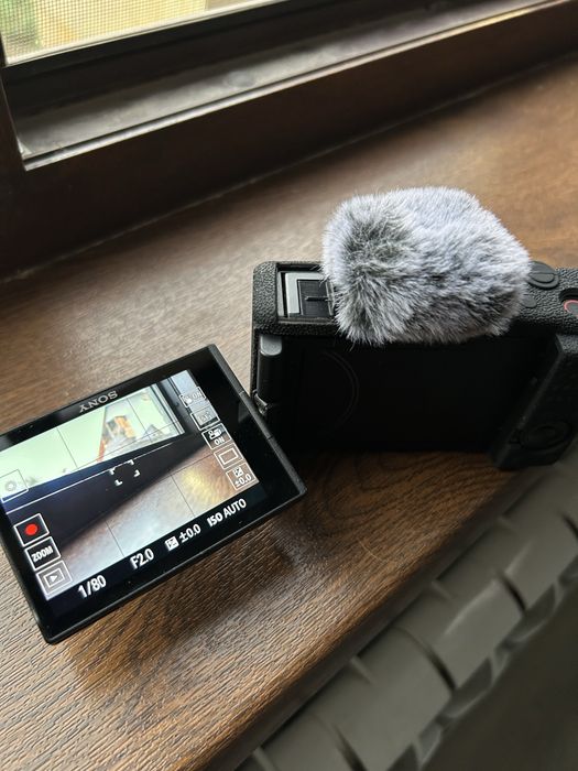 Продам камеру Sony zv-1f
