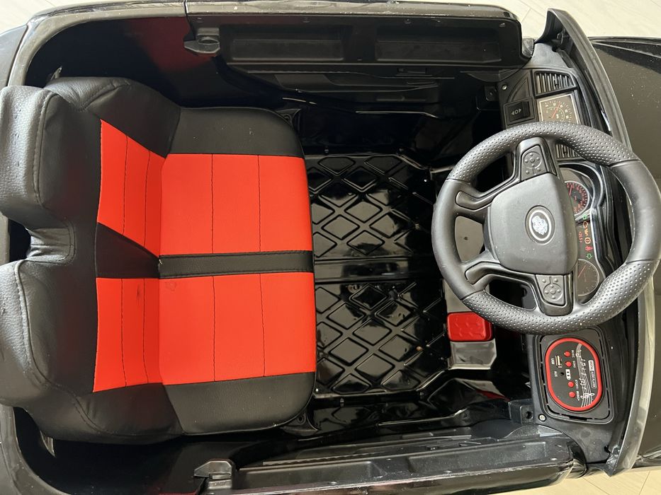 Электромомобиль детский