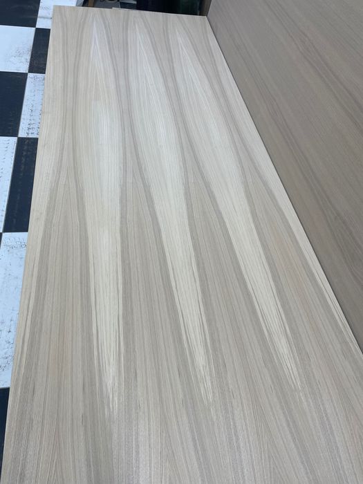 Шит деревянный Ясень