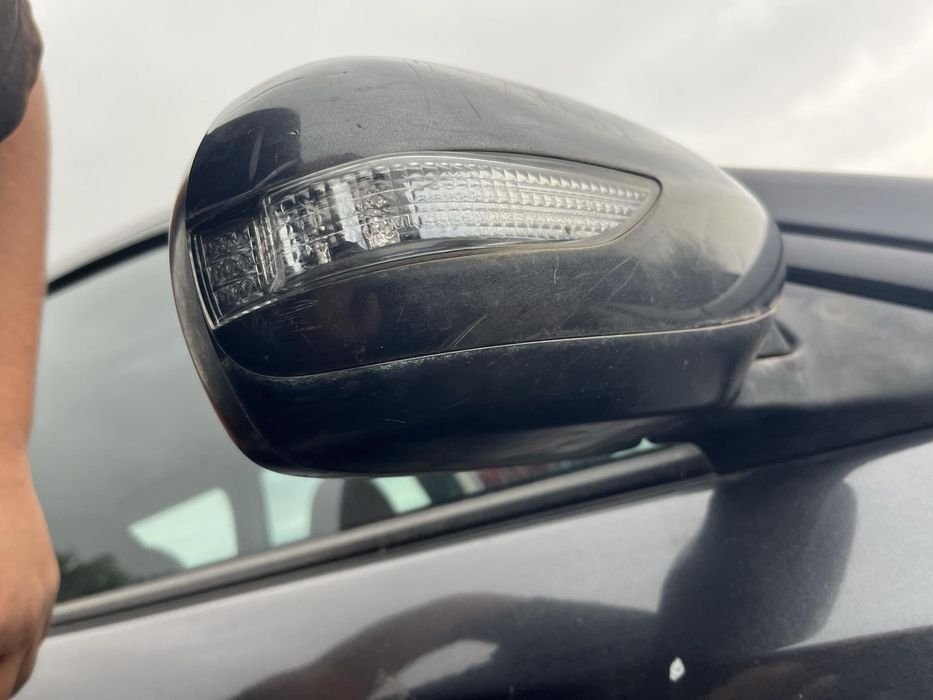 Дясно ляво огледало с ел. прибиране Subaru Legacy