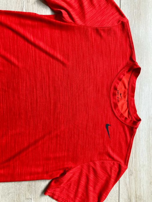 Найк Nike Dri Fit мъжка тениска размер М