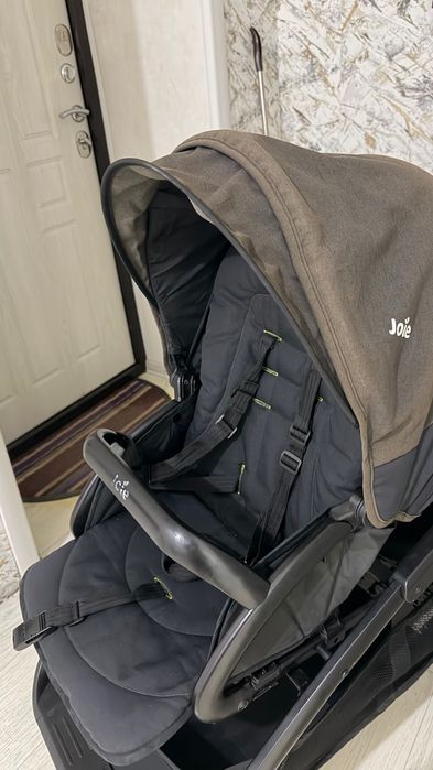 Коляска для двойни