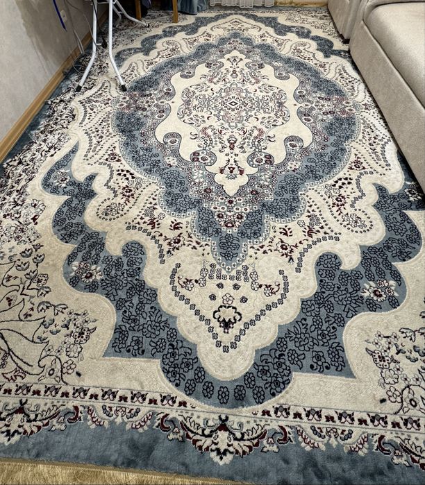 Продам два ковра