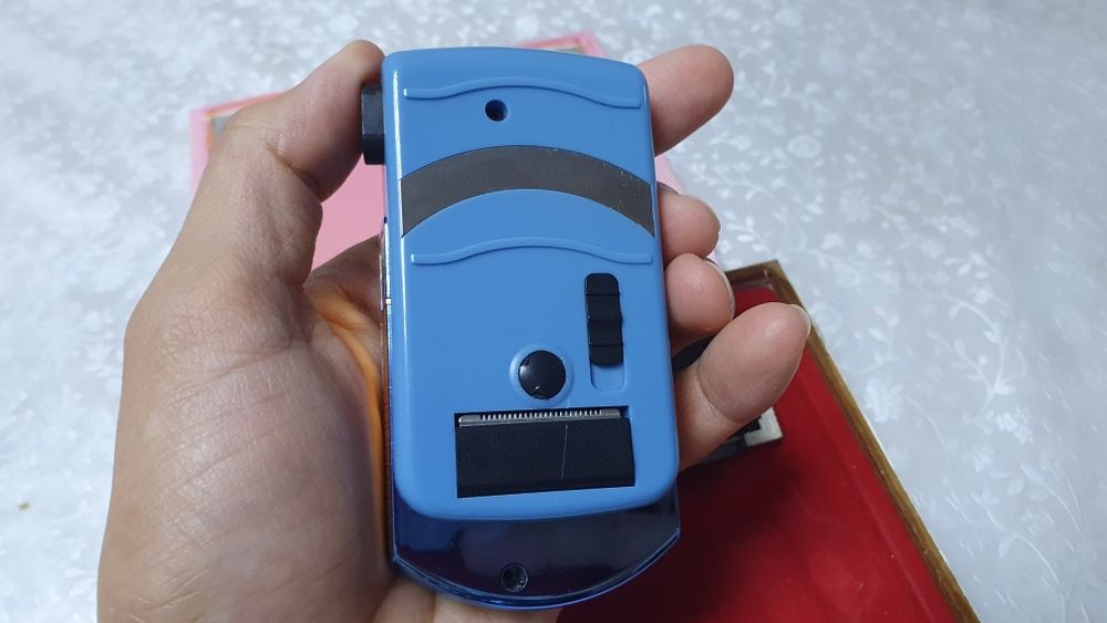 Бритва электрическая карманная