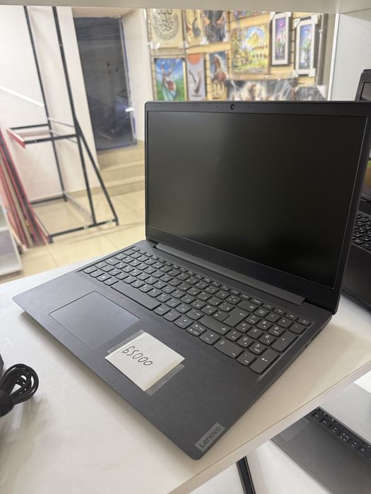 Ноутбук lenovo в ттличном состоянии