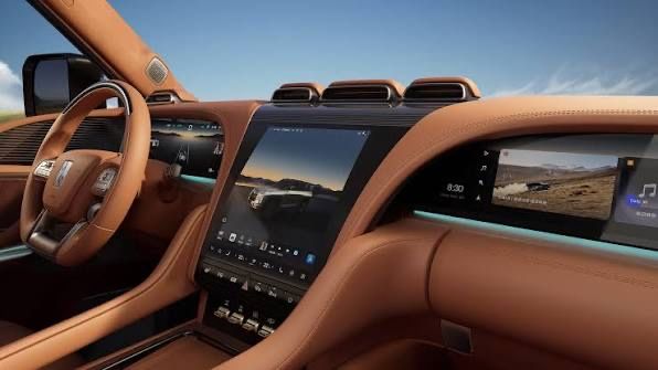 BYD Yangwang U8 (Full pozitsiya)