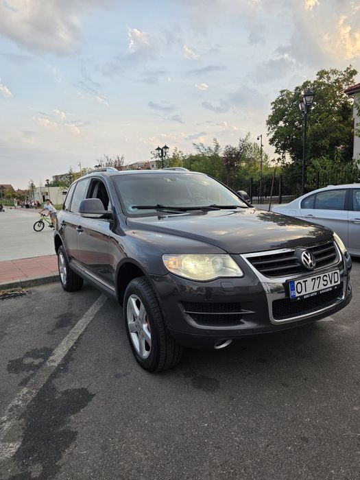 Vând VW Touareg 3.0TDI 240cp