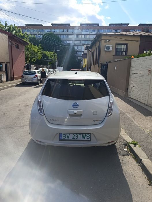 Nissan Leaf 30kw Full Electric