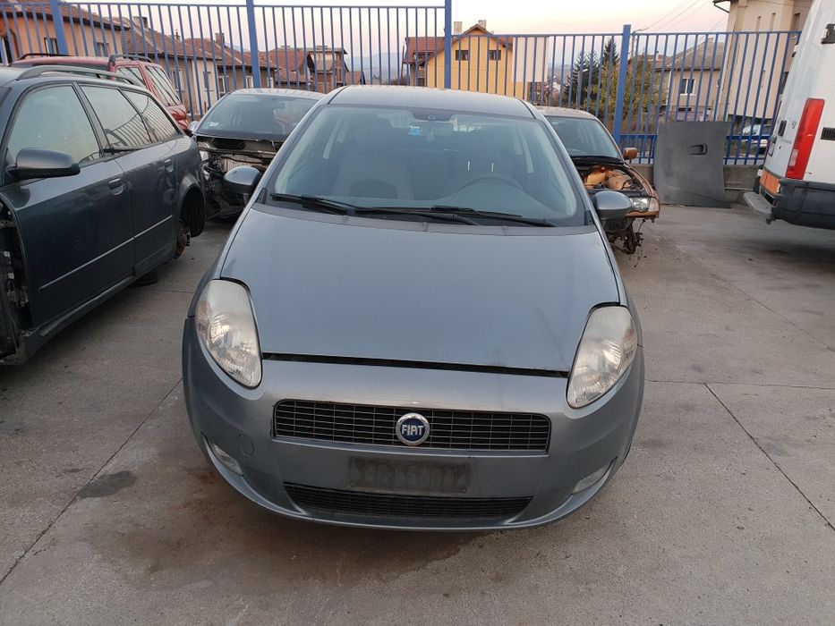 Фиат Граде Пунто 1.4 на части