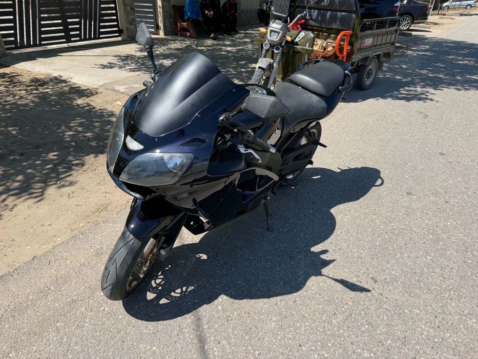 kawasaki zx6r 2003 • Anunturi gratuite • OLX.ro