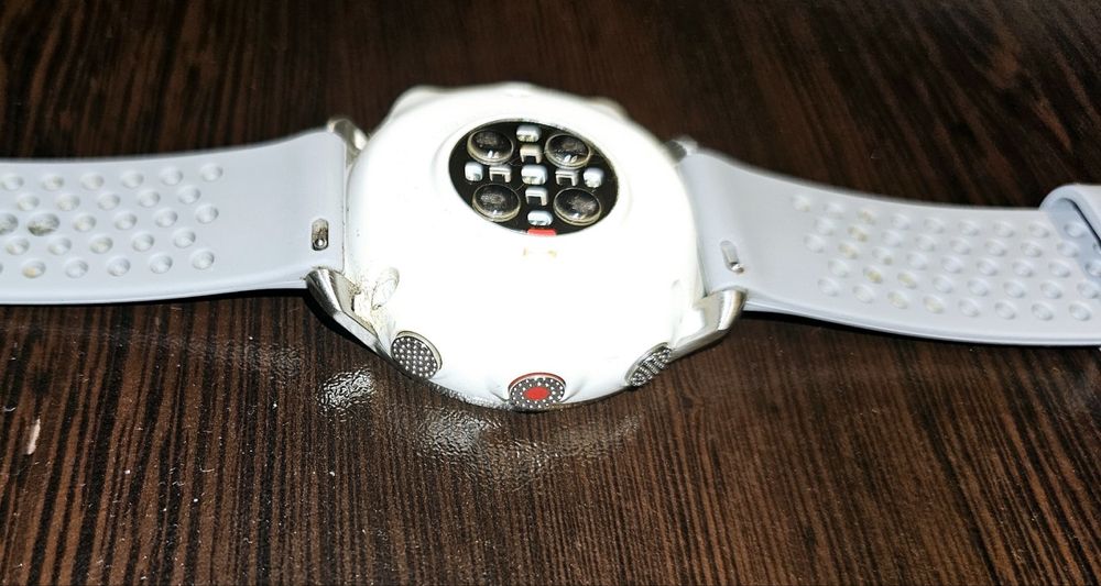 Часовник Polar Grit X