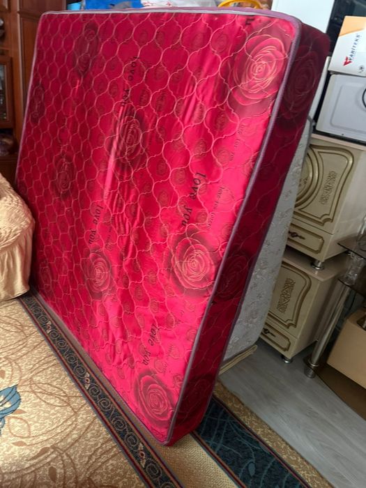 Матрас продаётся