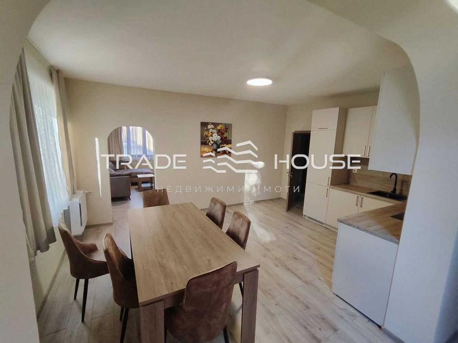 Дава се под наем Многостаен апартамент в Пловдив, Център - 110 кв.м за 918 € - Снимка #5