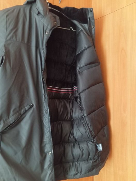 Продам зимнюю куртку