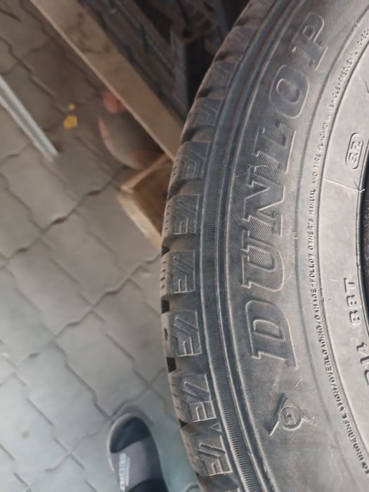 Продам шины  на авто