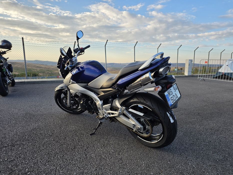 Suzuki GSR600 Yoshimura