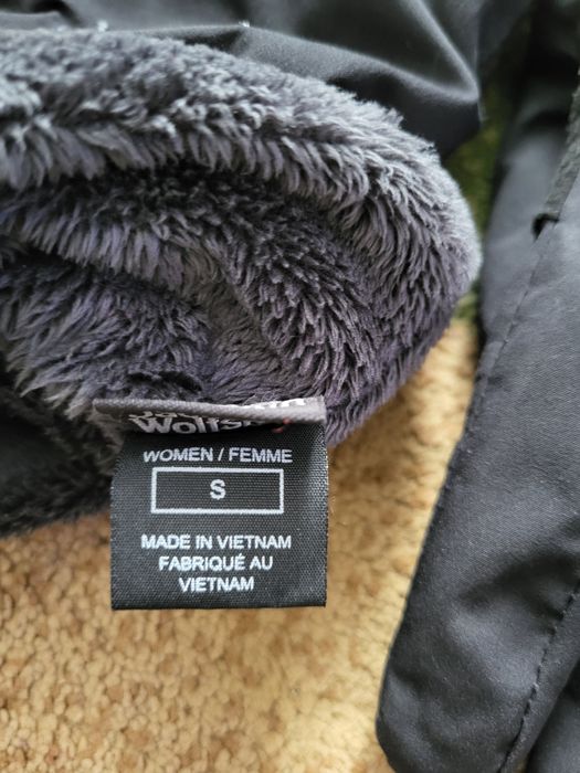 Jack wolfskin mănuși si caciula
