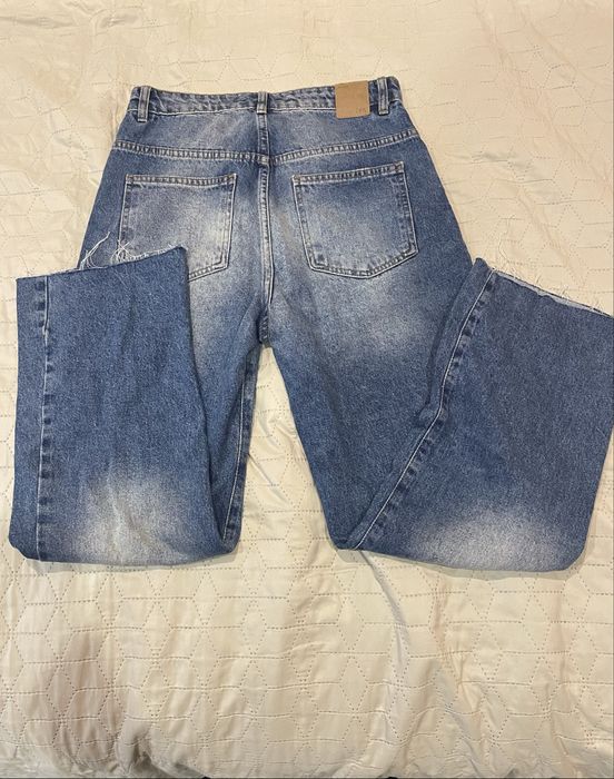 Дънки на марката Zara