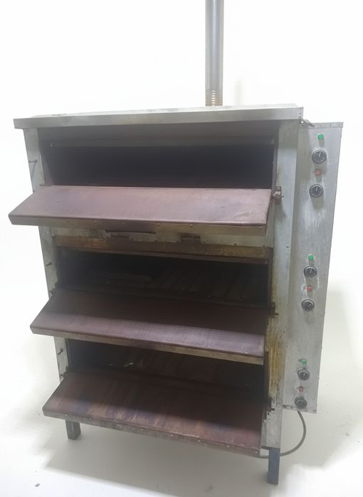 Профессионал газли ярусли печь (3 та секцияли) сотилади