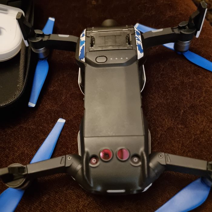 Дрон DJI Mavic Air