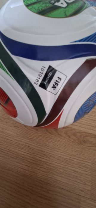 Minge originala adidas trionda