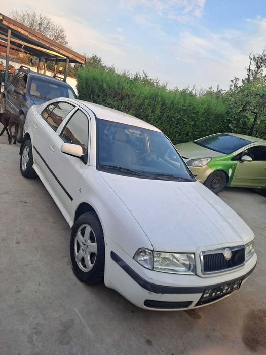 dezmembrez skoda octavia 1 facelift 2007 axr 1.9