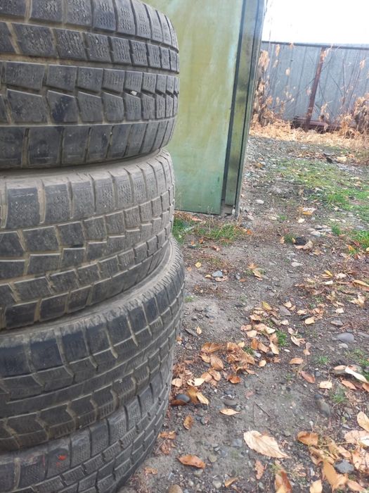 Шины 4 штуки 20 000т
