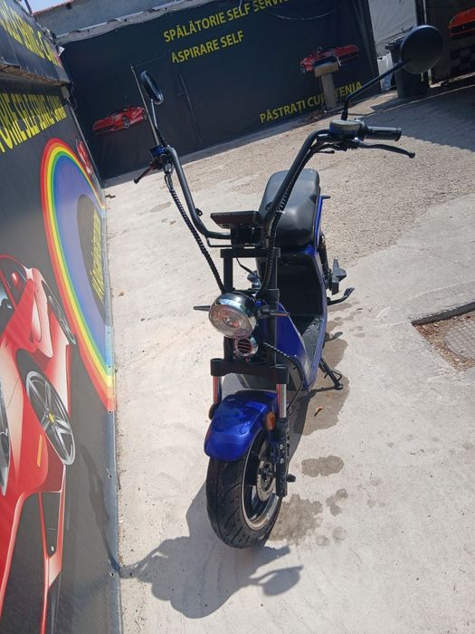 Vand scuter electric