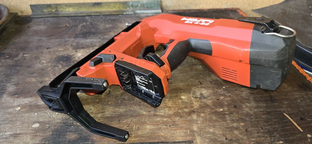 Hilti BX4-22 Nuron pistol cuie beton 2024