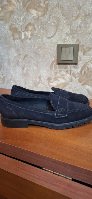 Женские туфли 39 размер