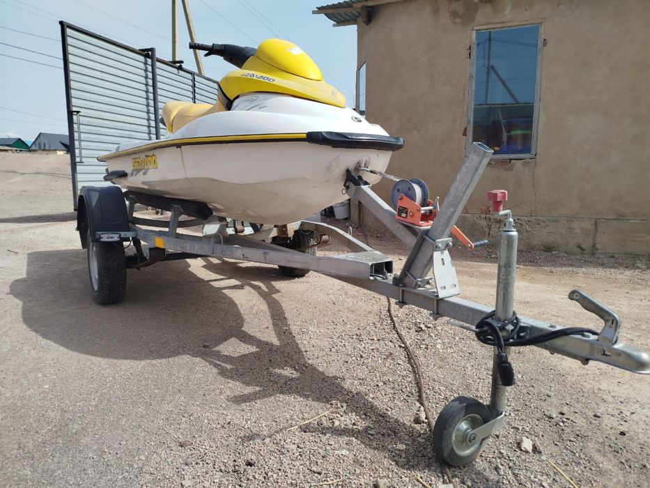 Продам в идельном состояний с документами