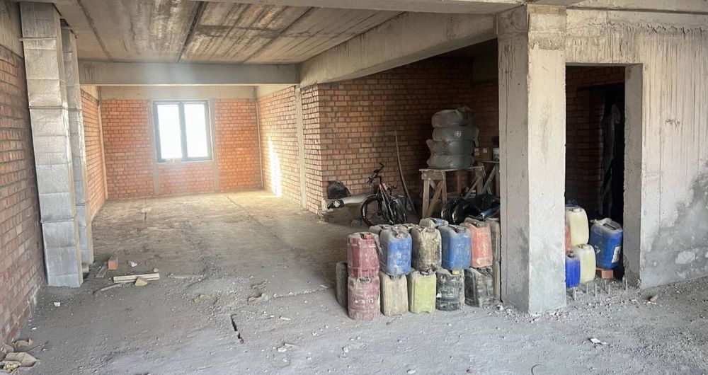 Яккасарайский район 113м² 3-4ком Кирпичный дом, коробка