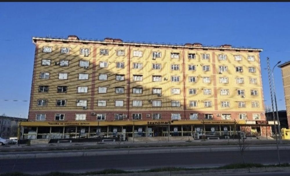 Kvartira 2/7/7 Novostrovka 66 m² Srochno