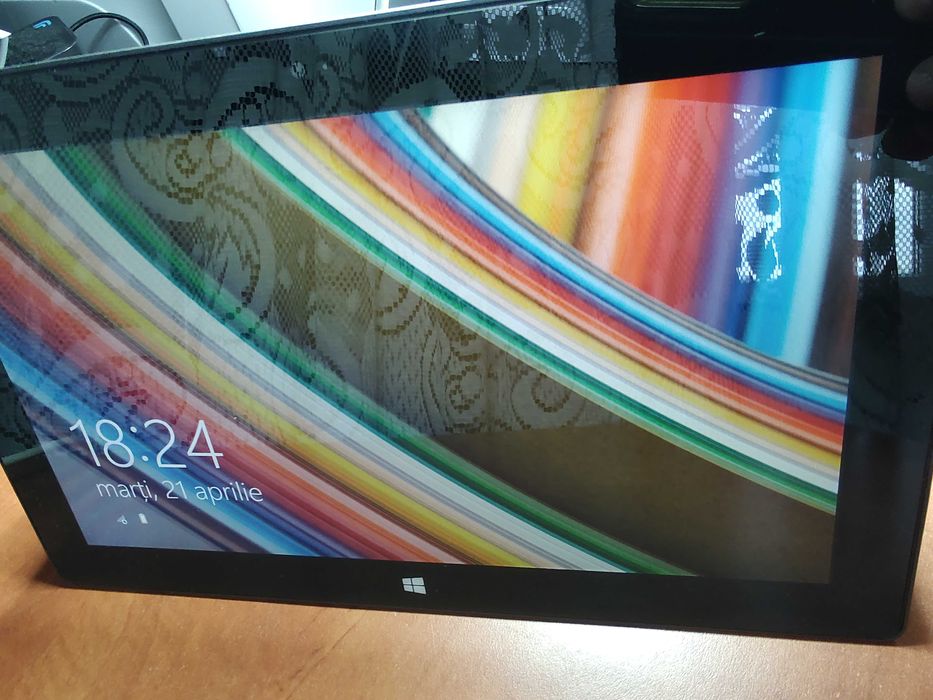 Tableta Microsoft Surface Windows RT 32Gb model 1516