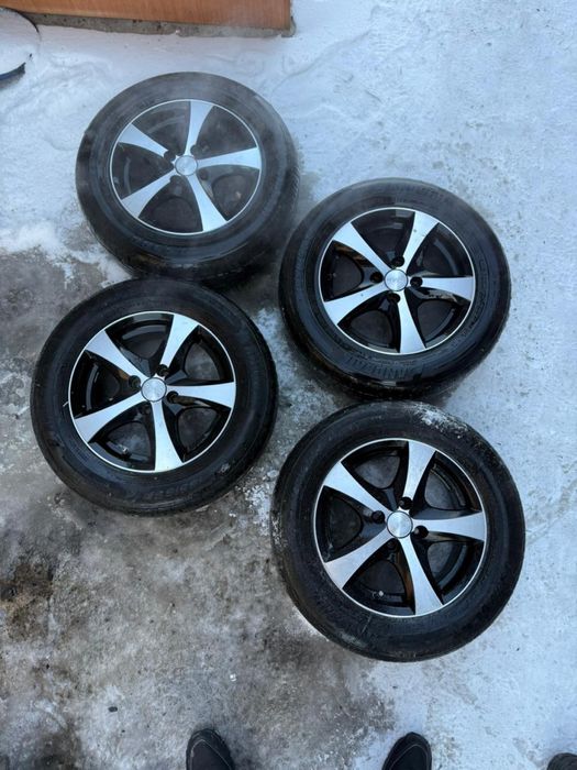 Продам комплект колес R14