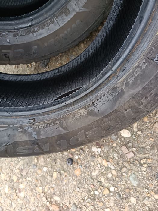 Anvelope MS iarna 205 70 15 hankook 5.5-6mm 2018
