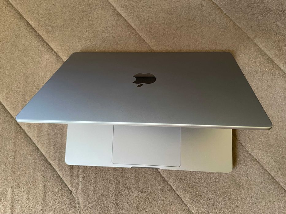 14,2" MacBook Pro M3 Pro A2992(2023) Space Gray