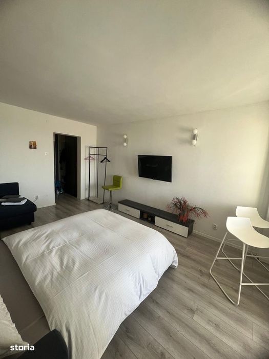 Garsoniera Craiovei complet renovata