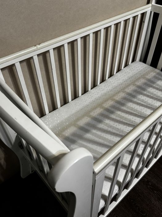 Детская кроватка 3000